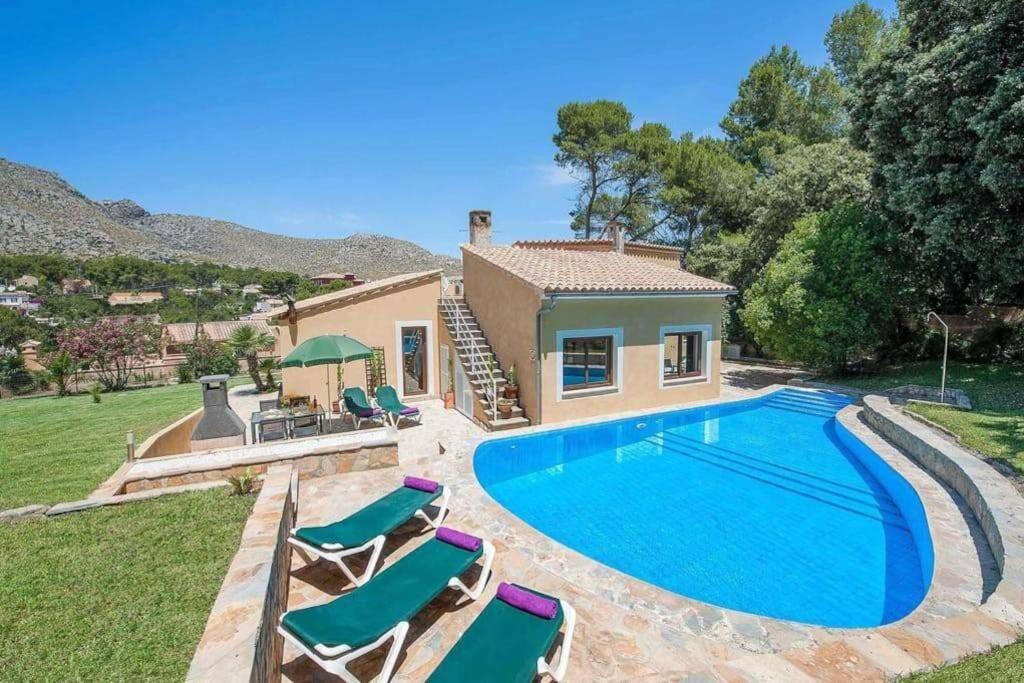 Villa Alexandria Cala Sant Vicenç, 300m from the beach