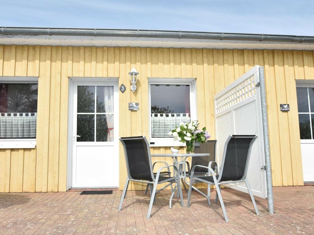 Bright Apartment in Wiek on Baltic Coast photo 2