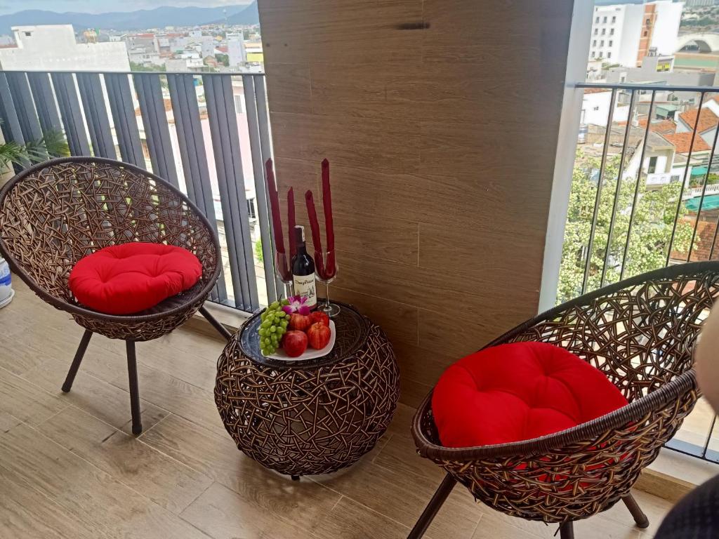 Сьюит (Королевский люкс), Royal Khanh Hotel