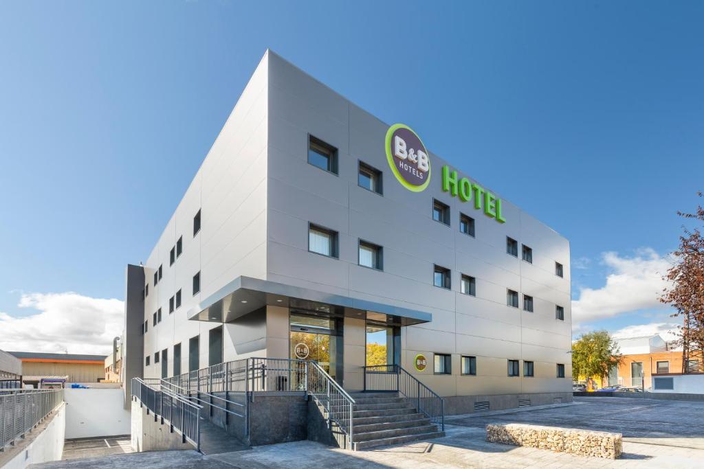 B&B HOTEL Madrid Alcorcón photo 1