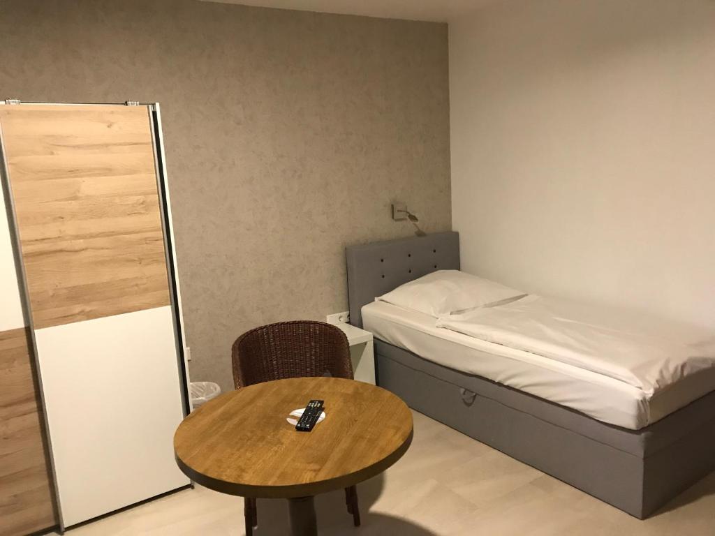 Hotel Zum Weinberg photo 2