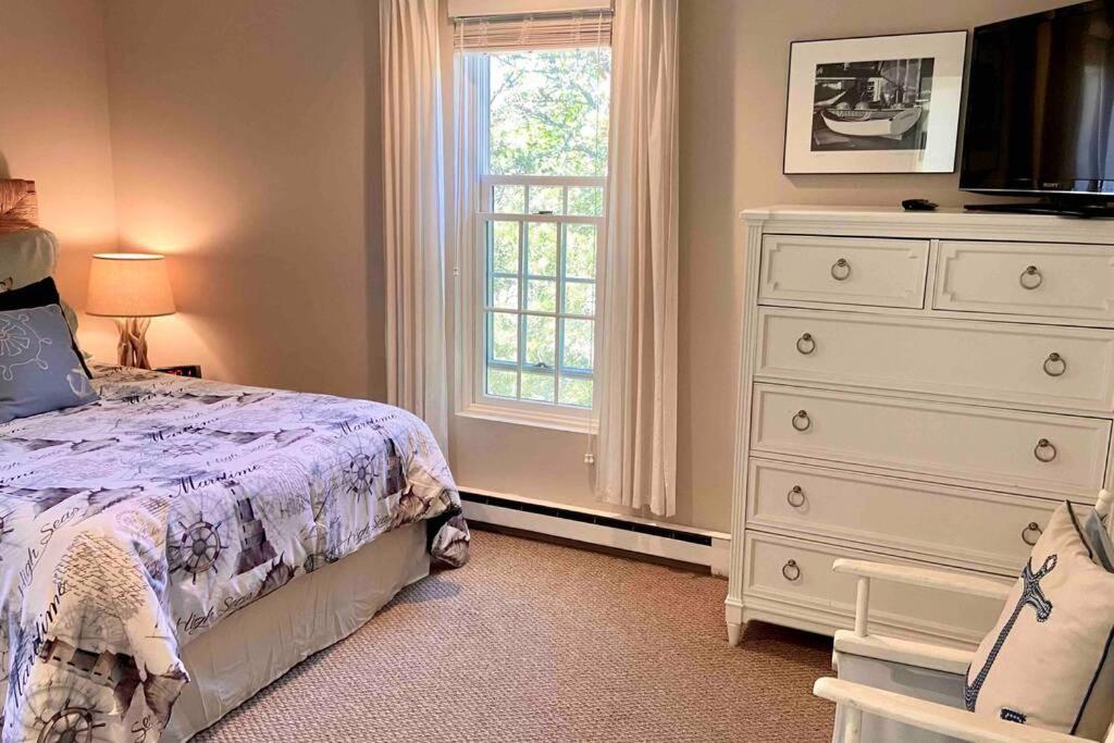 Martha's Vineyard Vacation Home photo 4