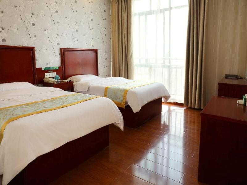 GreenTree Inn Anhui Fuyang Taihe South Xiyang Road Business Hotel photo 1