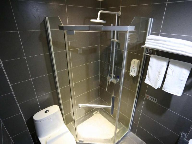 GreenTree Inn JiangXi Shangrao Wuyuan Bus Station Tang Village Express Hotel photo 2