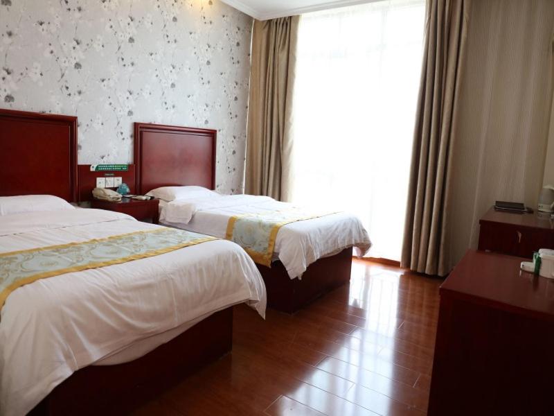 GreenTree Inn Anhui Fuyang Taihe South Xiyang Road Business Hotel photo 3