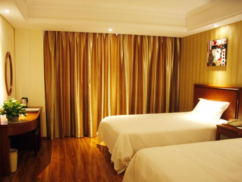 GreenTree Inn Anhui Chuzhou World Trade Plaza Longpan Express Hotel photo 1