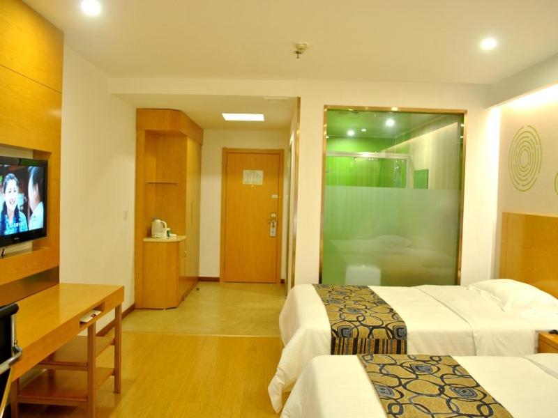 GreenTree Inn Chizhou High-Speed Railway Station Hotel photo 2
