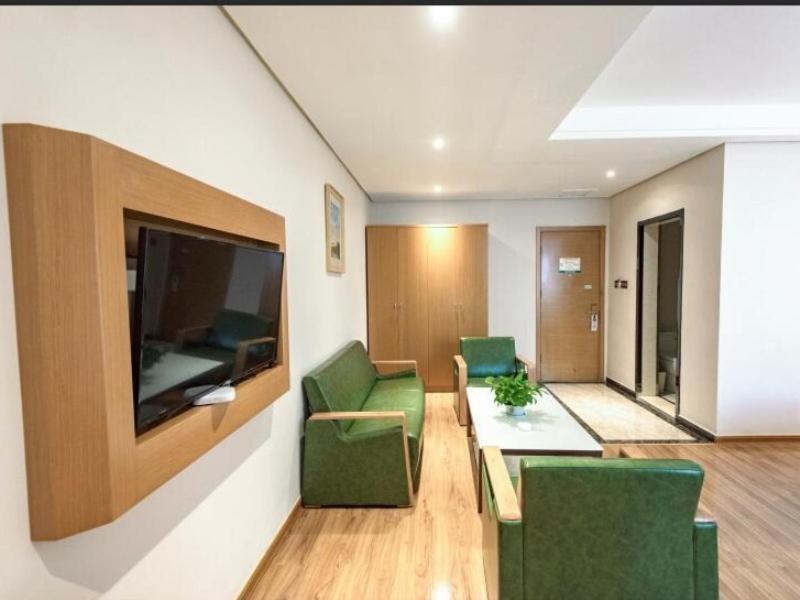 GreenTree Inn GuangXi HePu HuanzhuSouthRd.Transit Center Express Hotel photo 4