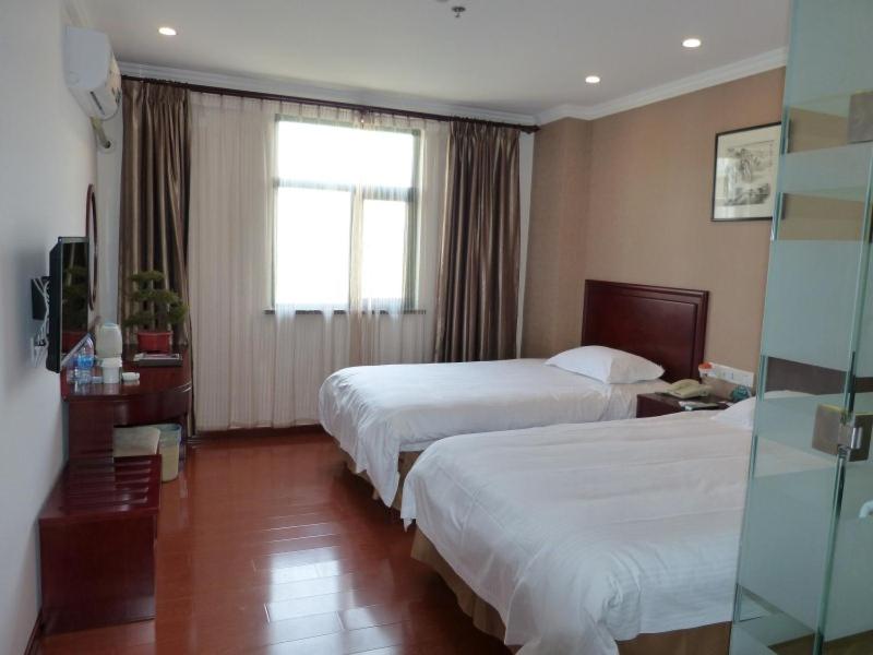 GreenTree Inn Anhui Wuhu Fangte North Changjiang Road Business Hotel photo 1
