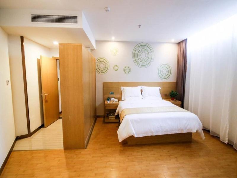 GreenTree Inn Anhui Huaibei Xiangshan International Trade Plazas business hotel photo 2