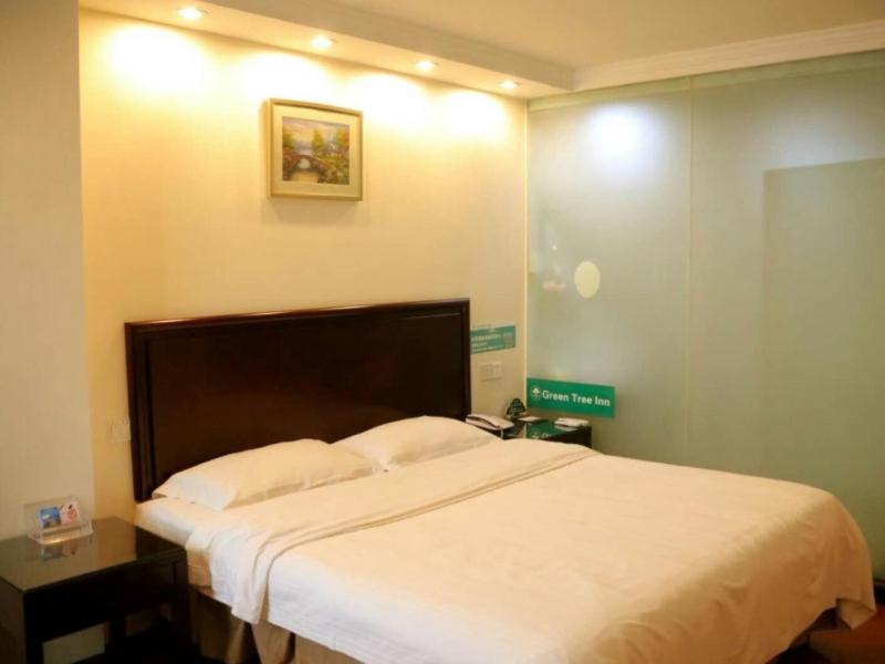 GreenTree Inn Anhui Huainan Liulizhan Express Hotel photo 4