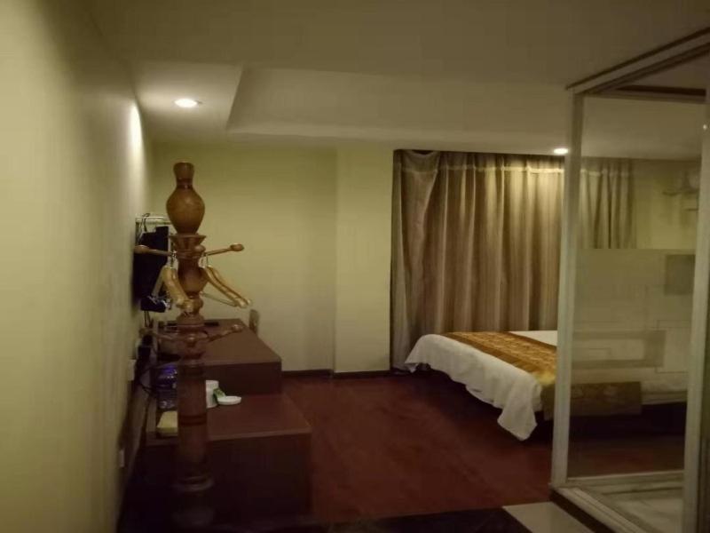 GreenTree Inn JiangSu SuZhou ChangShu South HaiYu Road Walking Street Business Hotel photo 1
