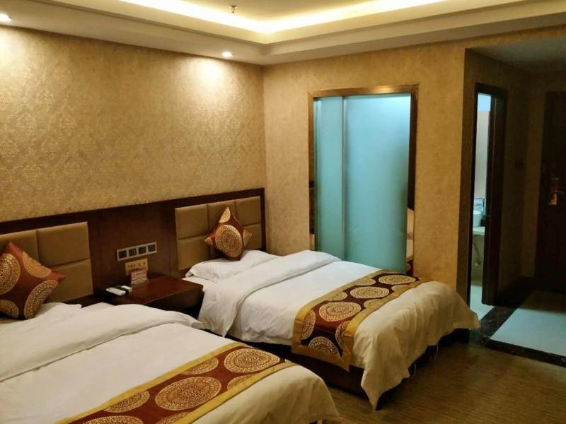 GreenTree Alliance Tacheng City Wenqin Road Zuoan Sunshine Hotel photo 2