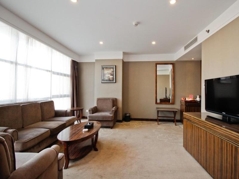 GreenTree Eastern Anhui Huainan Guangchang Road Hotel photo 2