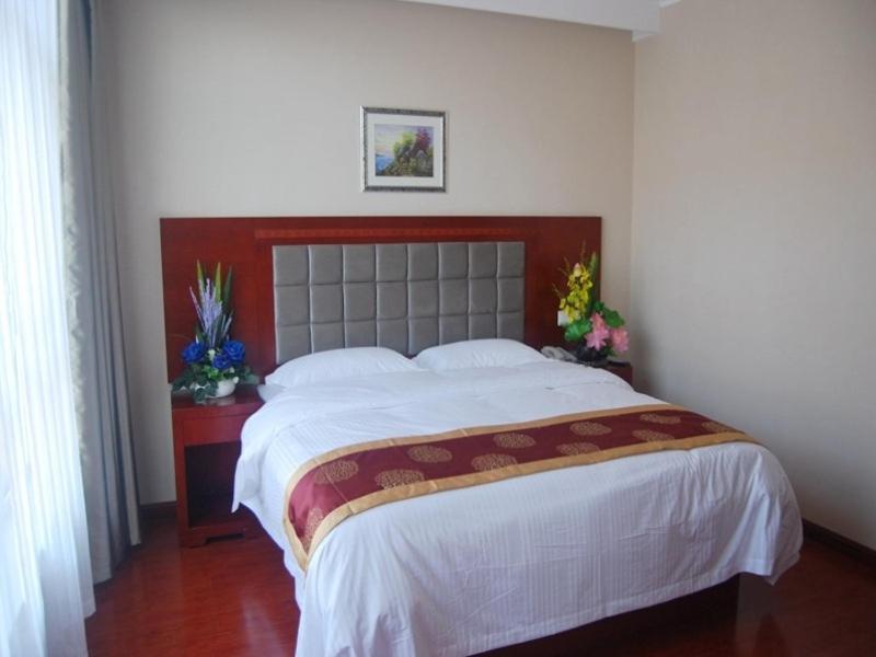 GreenTree Inn Ningxia Hui Autonomous Region Qingtongxia East Limin Street Qinmin Road Express Hotel photo 1