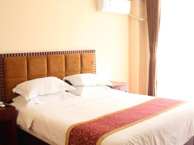 GreenTree Inn Hebei Tangshan Leting East Maoyuan Street Third Middle School Business Hotel photo 2