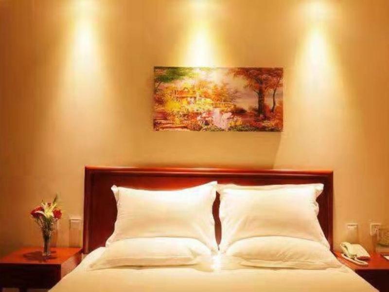 GreenTree Inn Inner Mongolia Chifeng Linxi Ronglin Homeland Express Hotel photo 2