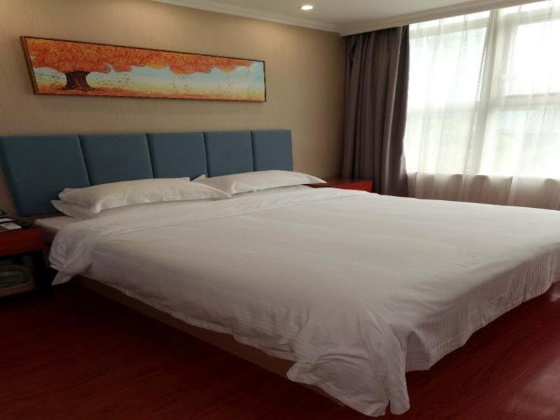GreenTree Jiangsu Suzhou Shilu Walk Street West Ganjiang Road Shell Hotel photo 3