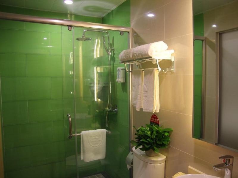 GreenTree Inn Shandong Jinan Gaoxin District South Gongye Road Middle Aoti Road Express Hotel photo 3