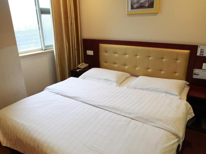 GreenTree Inn Shanghai Outlets National Convention Centre XuLe Road Shell Hotel photo 3