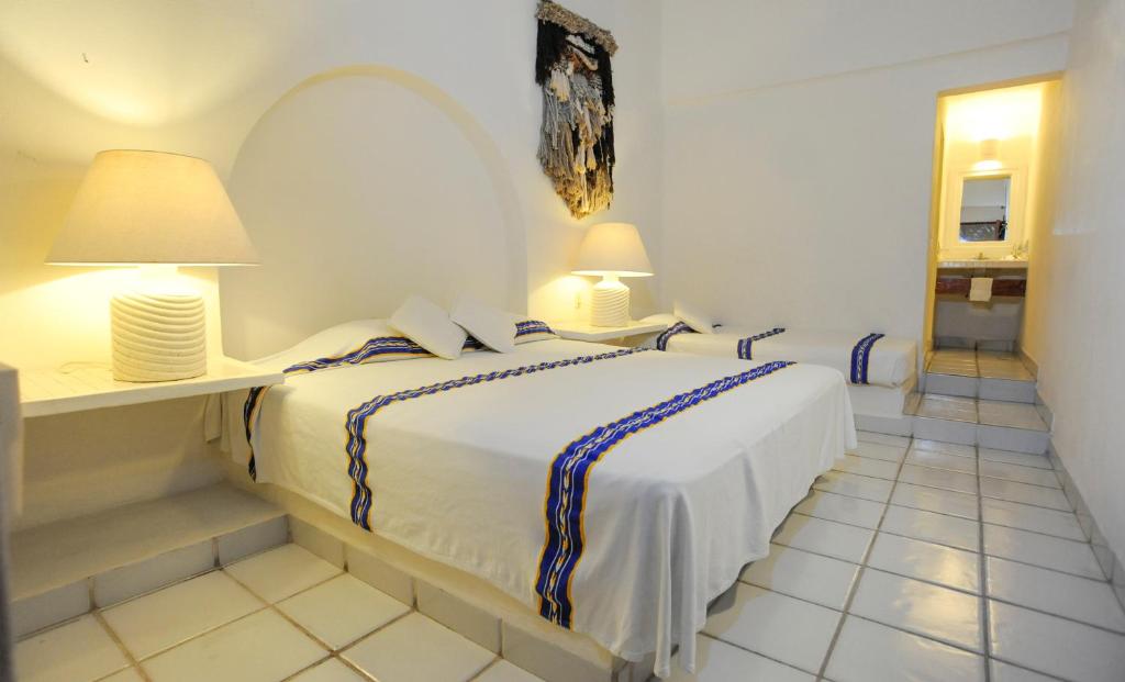 Renowned for its location, warmth and hospitality photo 2