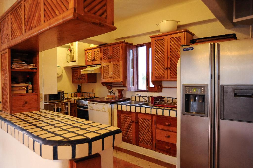 Renowned for its location, warmth and hospitality photo 3