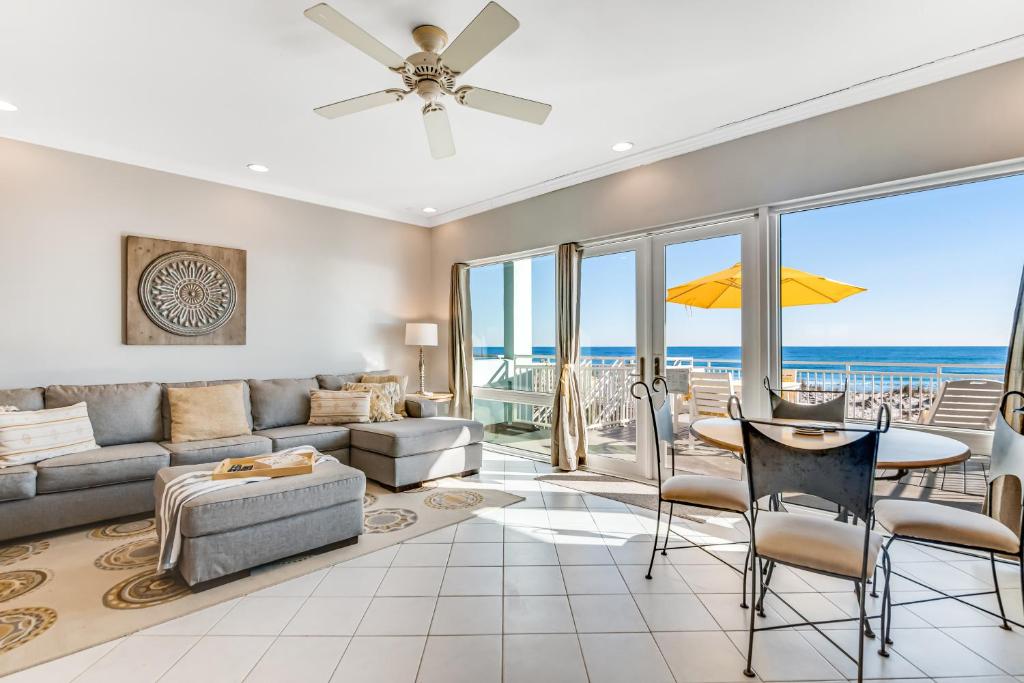 Big O Beach - White Sands Townhomes photo 1