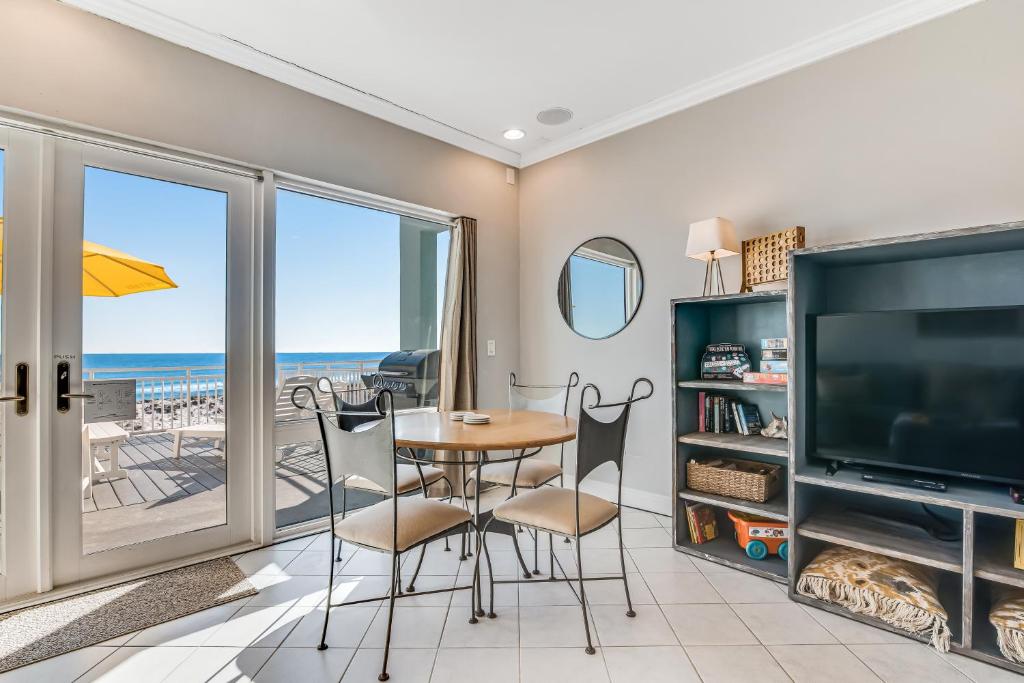 Big O Beach - White Sands Townhomes photo 4