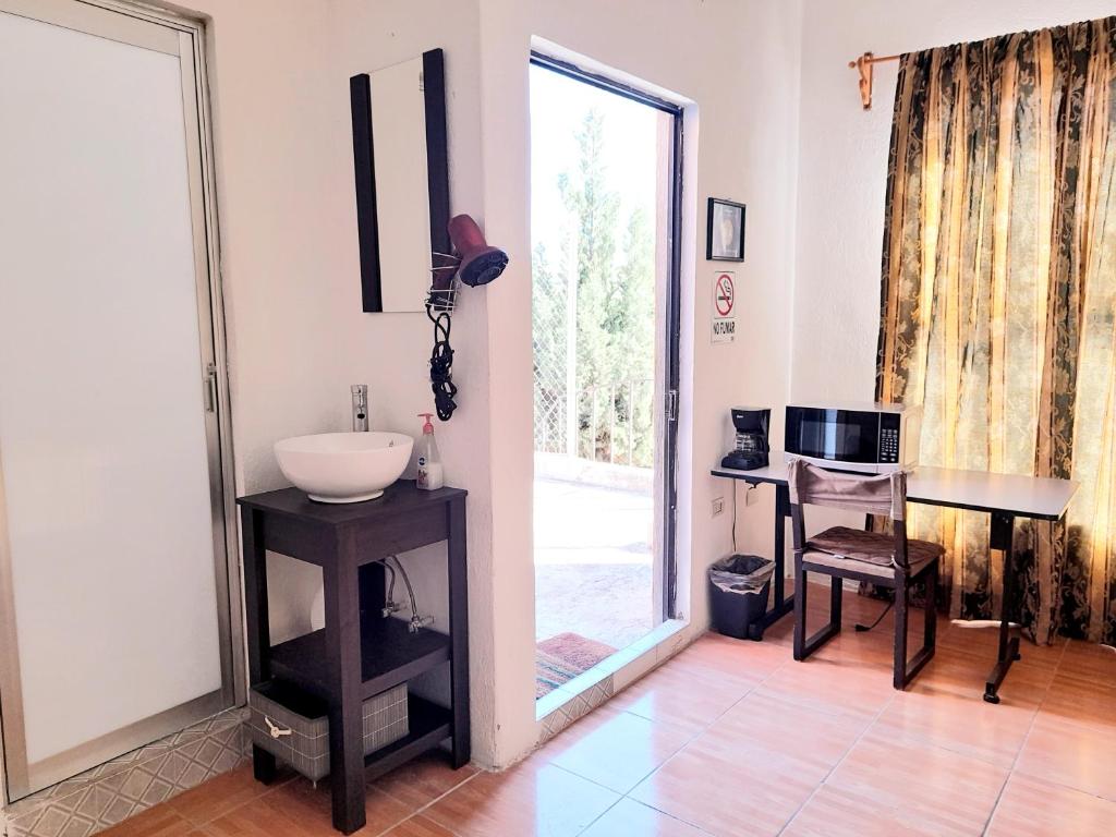 Suite amplia privada a 8 min del centro photo 2
