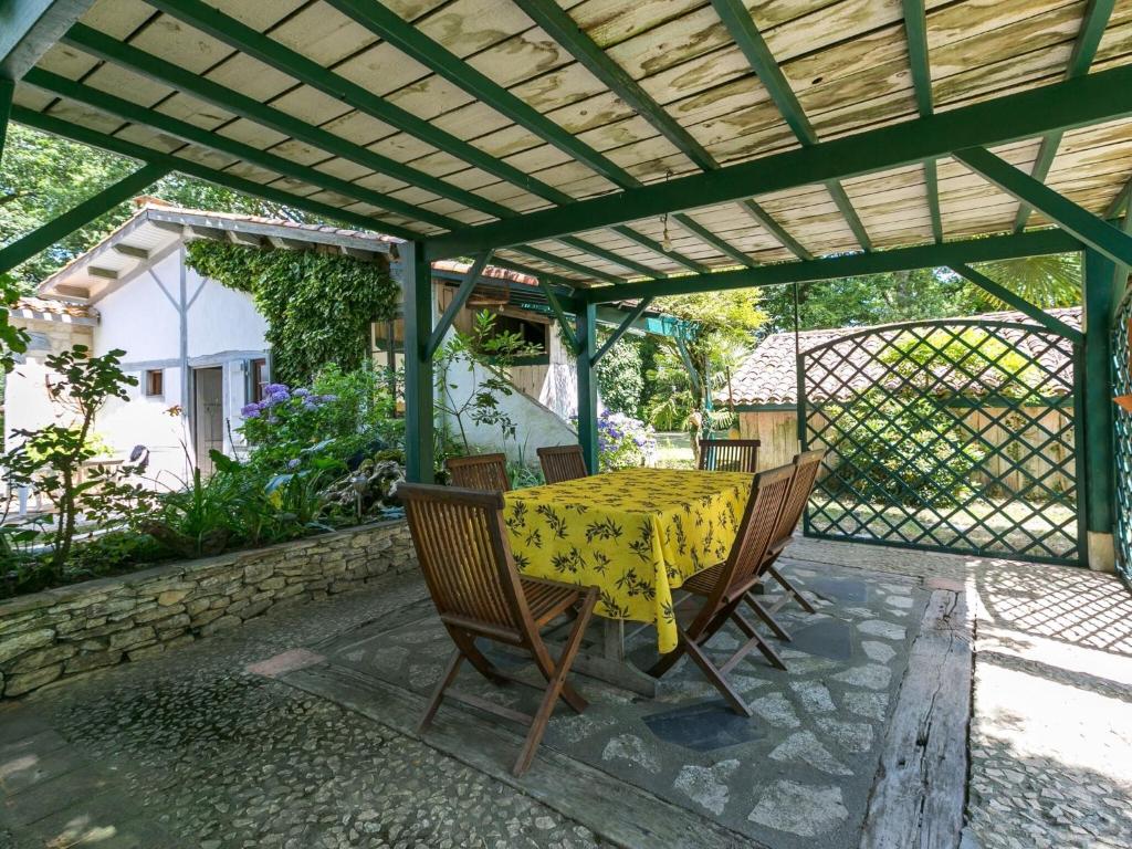 Typical holiday home with large garden photo 1