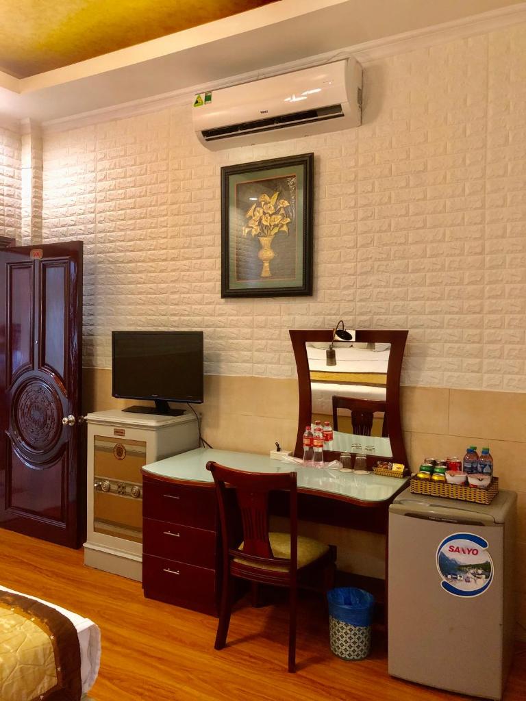 Двухместный (Улучшенный двухместный номер с 1 кроватью), Thang Loi Hotel