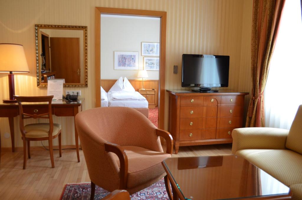 Сьюит (Люкс с 1 спальней), Hotel Jäger