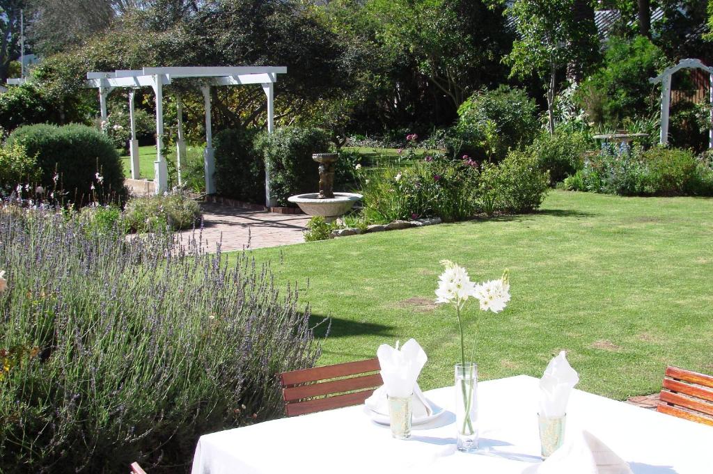 Die Waenhuis Guest House photo 3