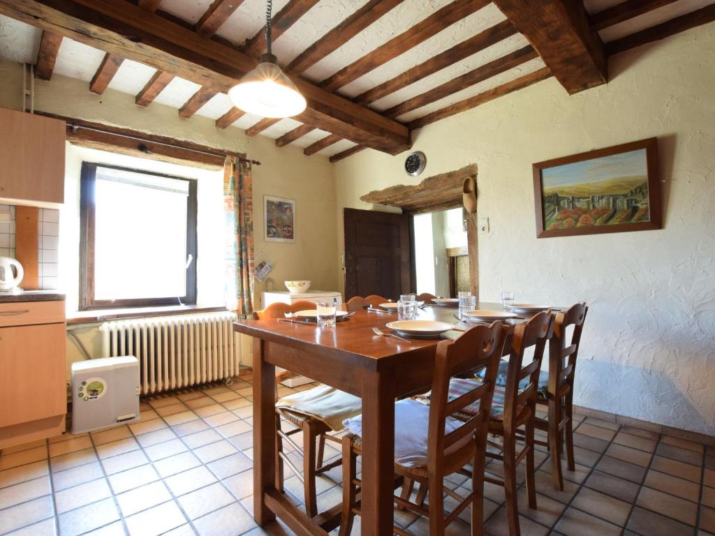 Wonderful Holiday Home in Noirefontaine with Terrace Garden photo 3