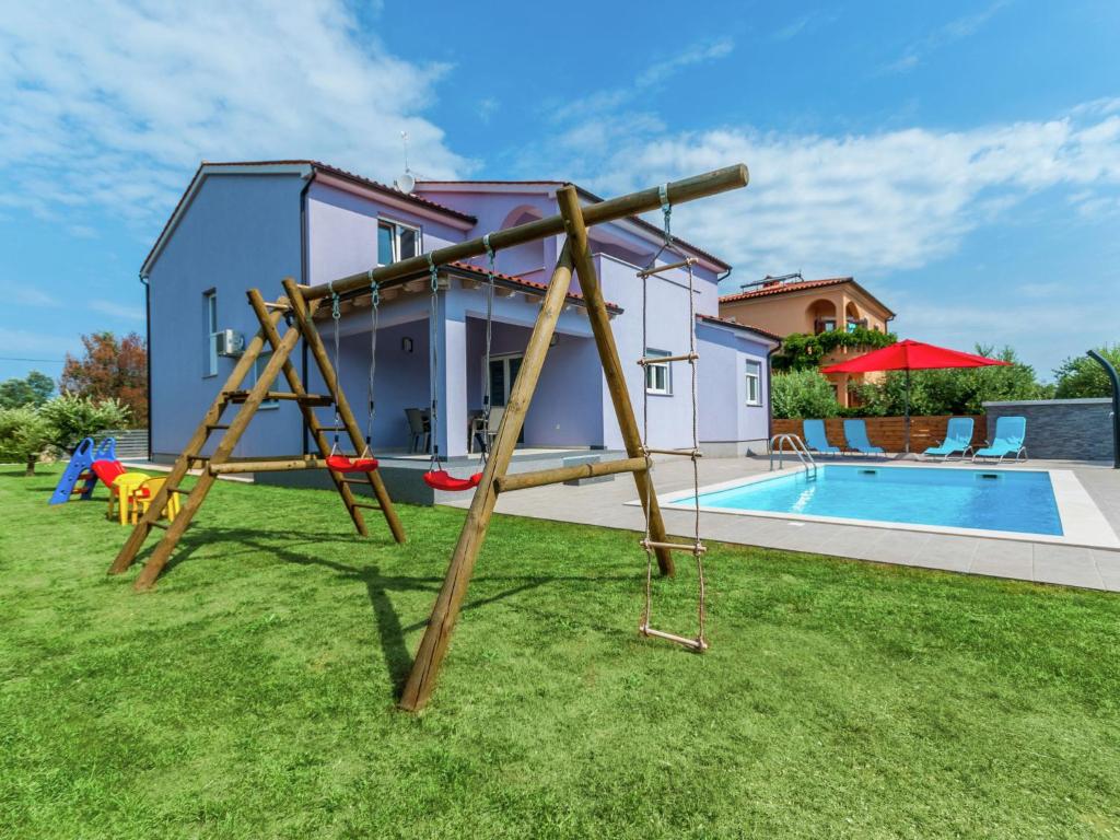 Comfortable villa in Pula with private swimming pool photo 1