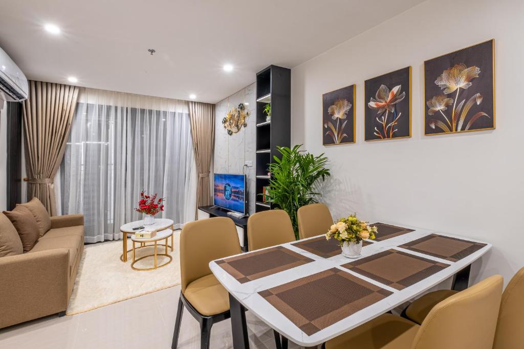 *BOM HOMESTAY* VINHOMES OCEAN PARK- SERVICE APARTMENT