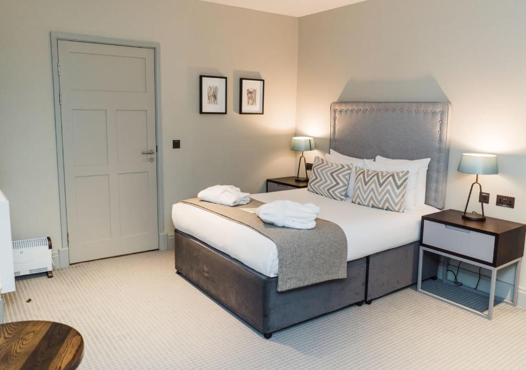 Edgbaston Park Hotel Birmingham - Tap to explore photos
