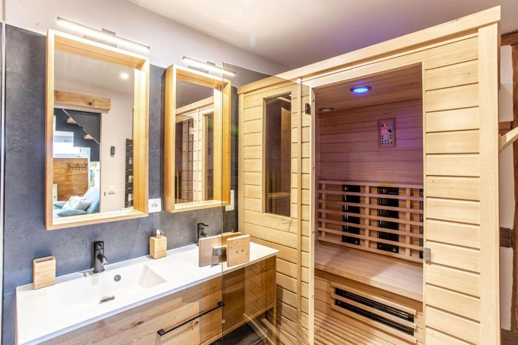 Gîte La Rodernelle - Sauna privatif - Climatisation - Vue sur le Château du Haut Kœnigsbourg photo 1