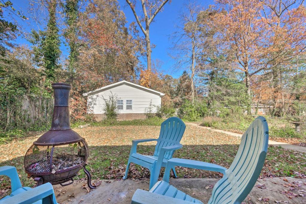 Charming Cottage about 4 Mi to Downtown Greenville! photo 1