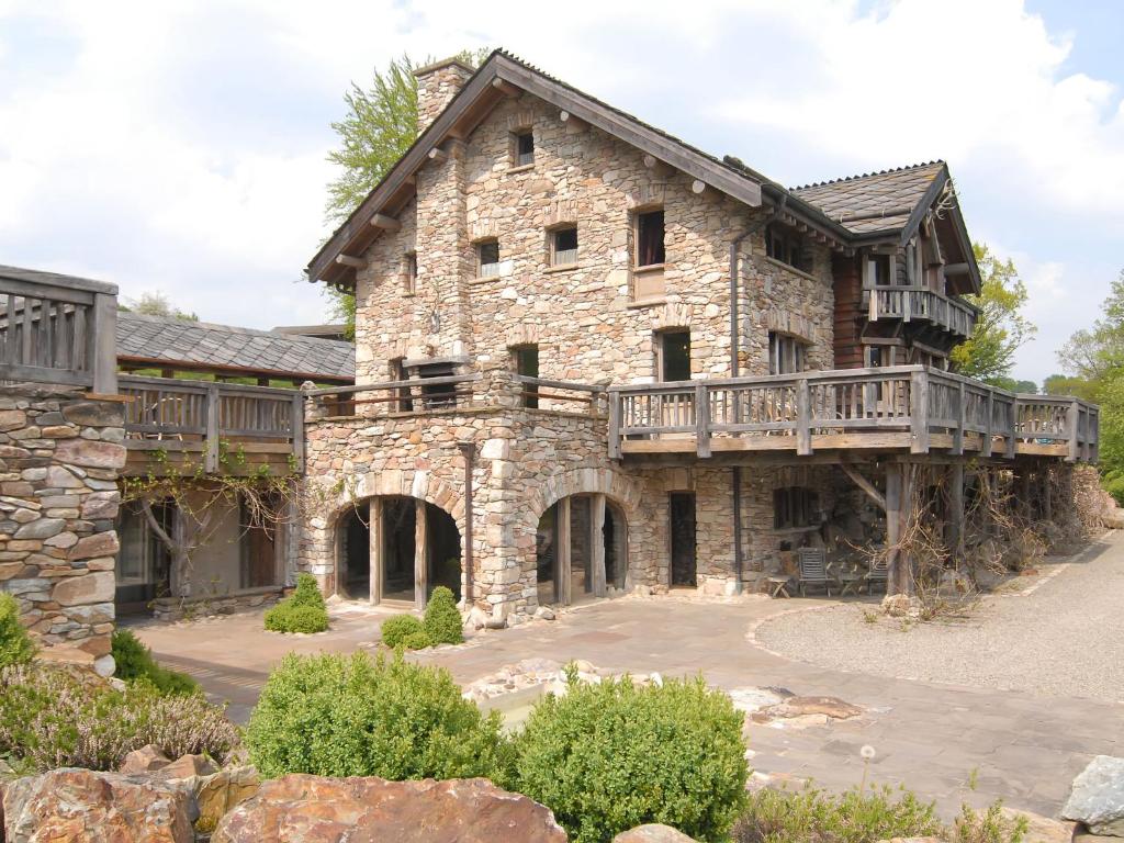 Opulent Chalet in Thirimont with Turkish Steambath Sauna photo 1