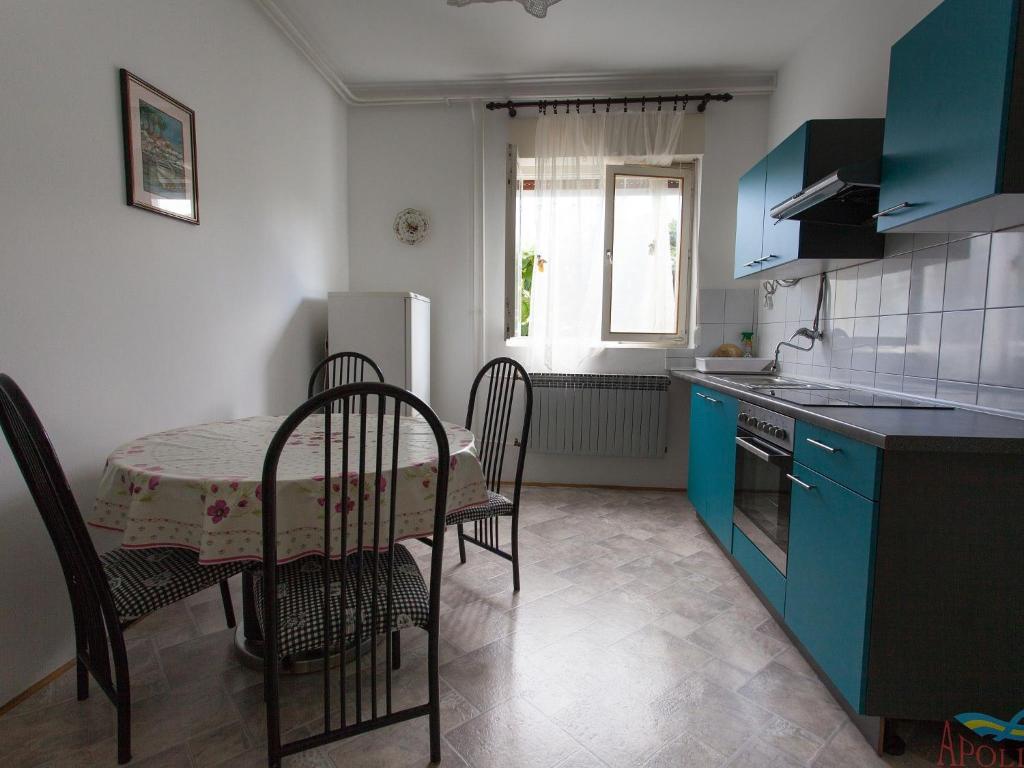 Charming Apartment in Vantacici amid the Sea photo 2