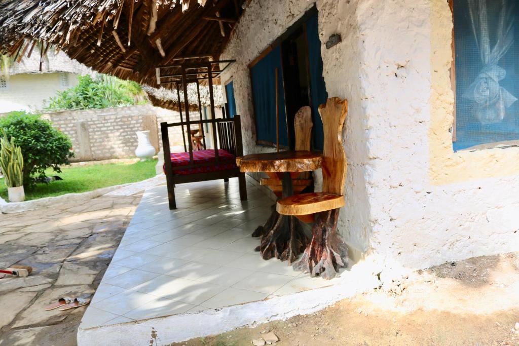 Room in Guest room - A wonderful Beach property in Diani Beach Kenya - A dream holiday place photo 3