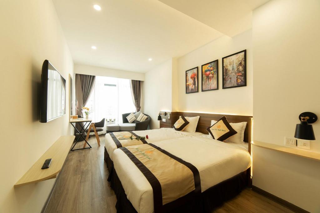 Двухместный (Двухместный номер с 2 отдельными кроватями и окном), Hanoi By Night Condotel
