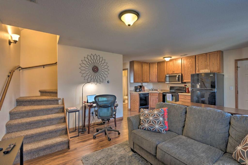Cozy Cedar Rapids Pad - 2 Blocks to Mercy Care! photo 1