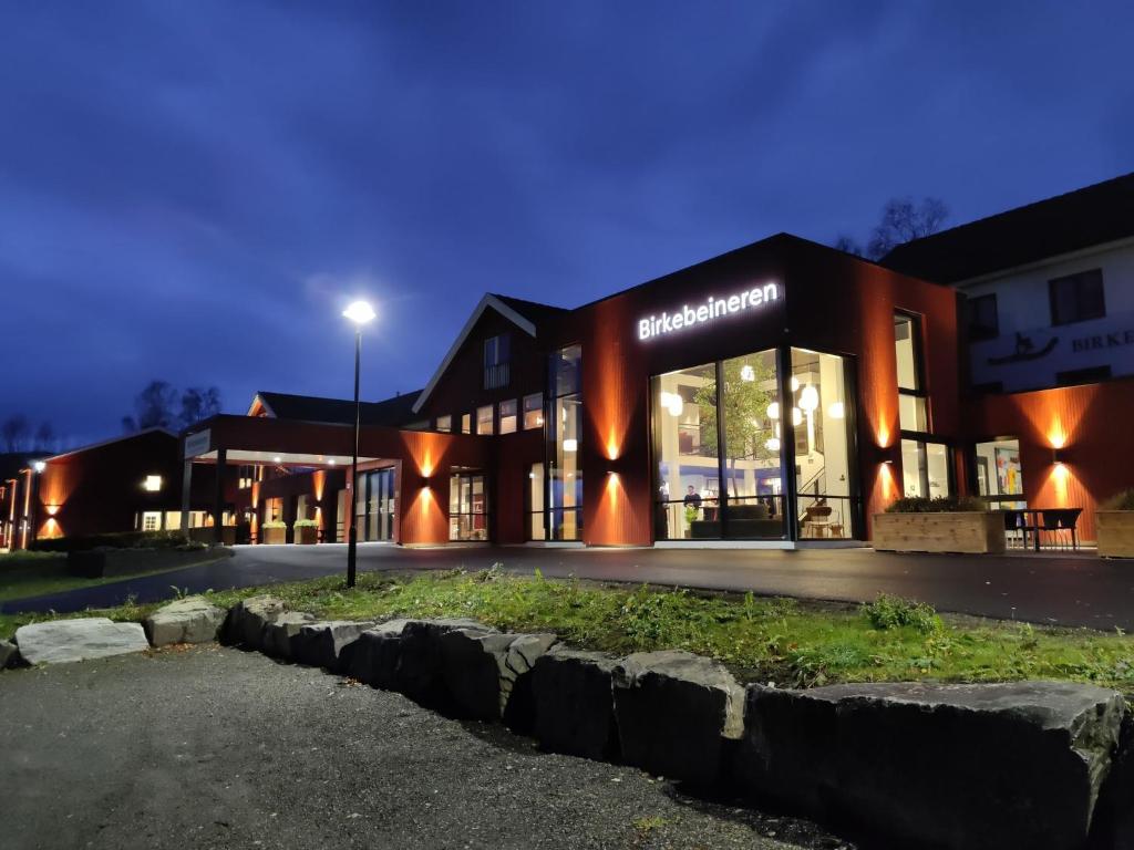 Birkebeineren Hotel & Apartments photo 3