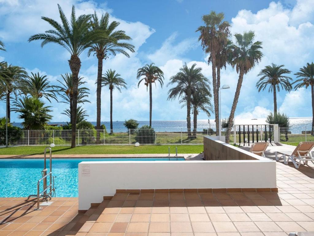 Belvilla by OYO Beachfront appartment photo 2