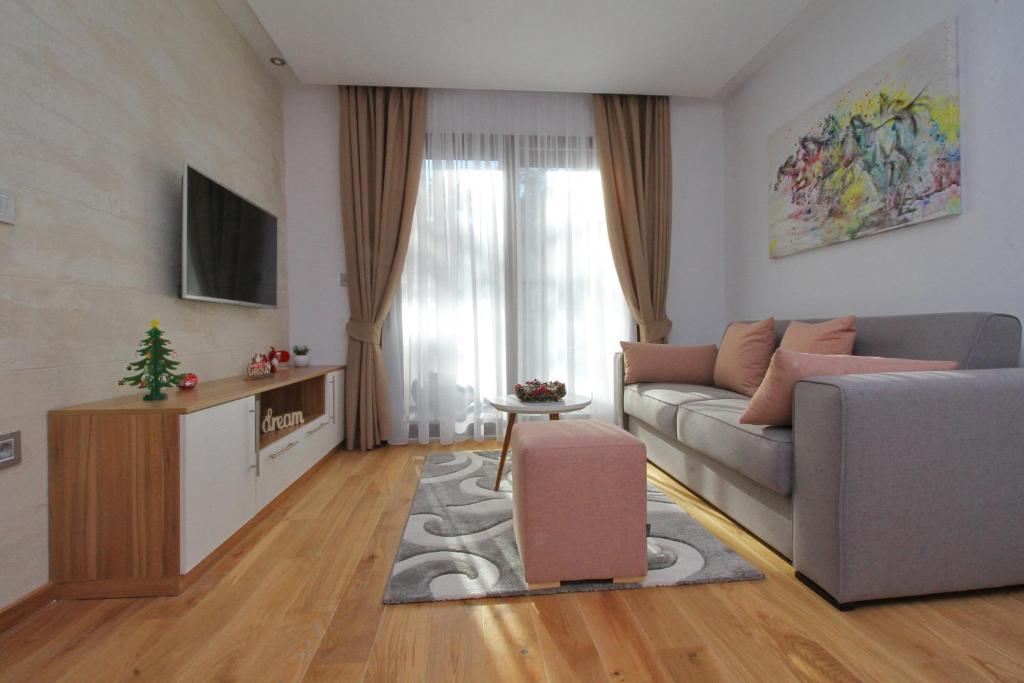Time Out Lux apartmani photo 2