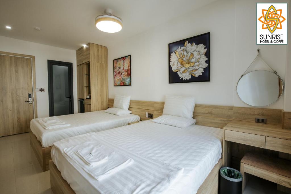 Четырехместный (Номер Делюкс с 2 кроватями размера «queen-size»), SUNRISE -CONDOTEL-HOTEL