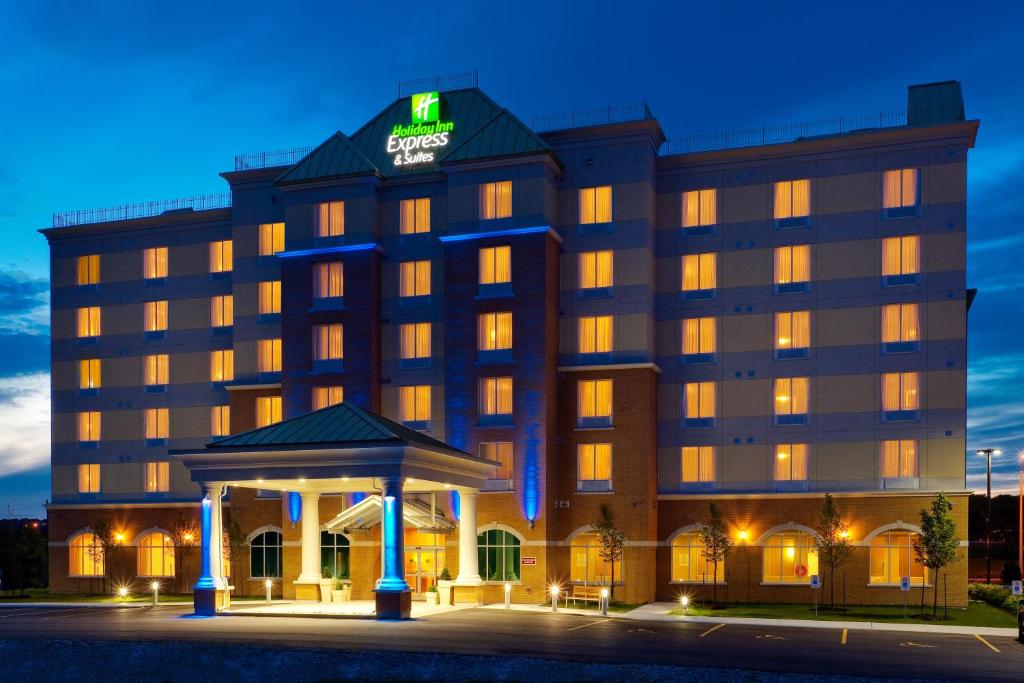 Holiday Inn Express Hotel & Suites Clarington - Bowmanville, an IHG Hotel