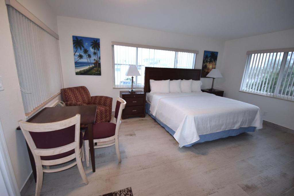 Surf Side Resort photo 2